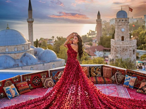 Фотосессия в летящих платьях в Анталье - фото 3