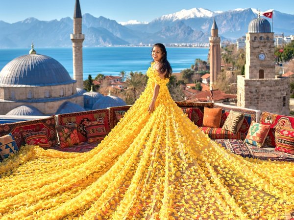 Фотосессия в летящих платьях в Анталье - фото 4