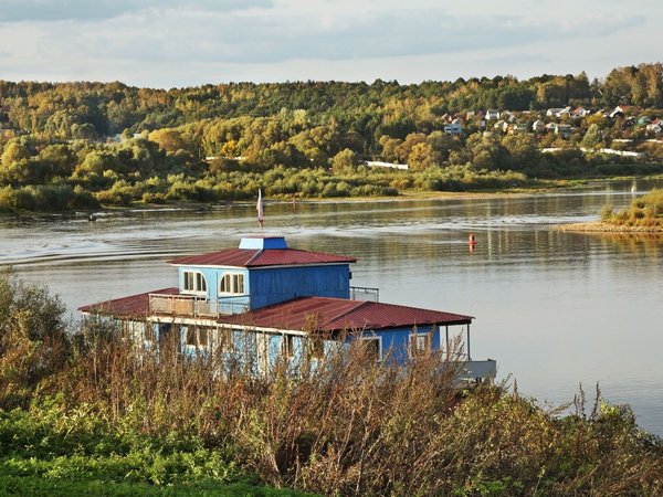 История малых городов: Серпухов и Таруса на вашем авто