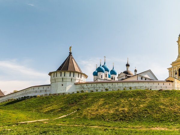 Серпухов на трёх холмах: два монастыря + Соборная гора - фото 2