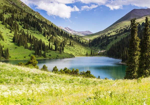 Однодневный тур: Чарынский каньон — Черный каньон — озеро Кольсай - фото 1