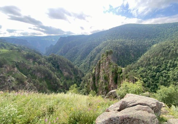 Джилы-Су: к диким водопадам по самой красивой дороге России - фото 1
