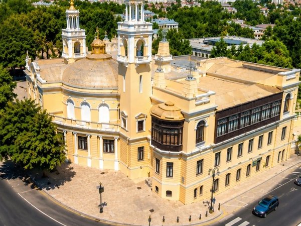 Изысканный микс культур и традиций Баку - фото 1