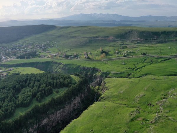 Каньон Дашбаши и Цалкинское водохранилище на экскурсии в мини-группе - фото 2