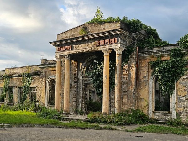 Джипинг по городам-призракам и водопадам Восточной Абхазии из Сухума - фото 4