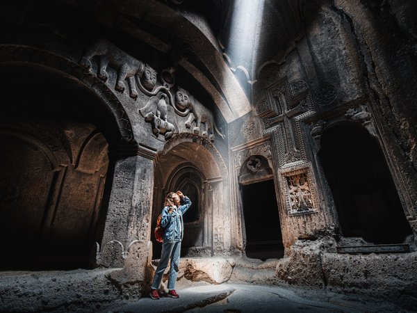 Языческий храм Гарни и монастырь Гегард - фото 1