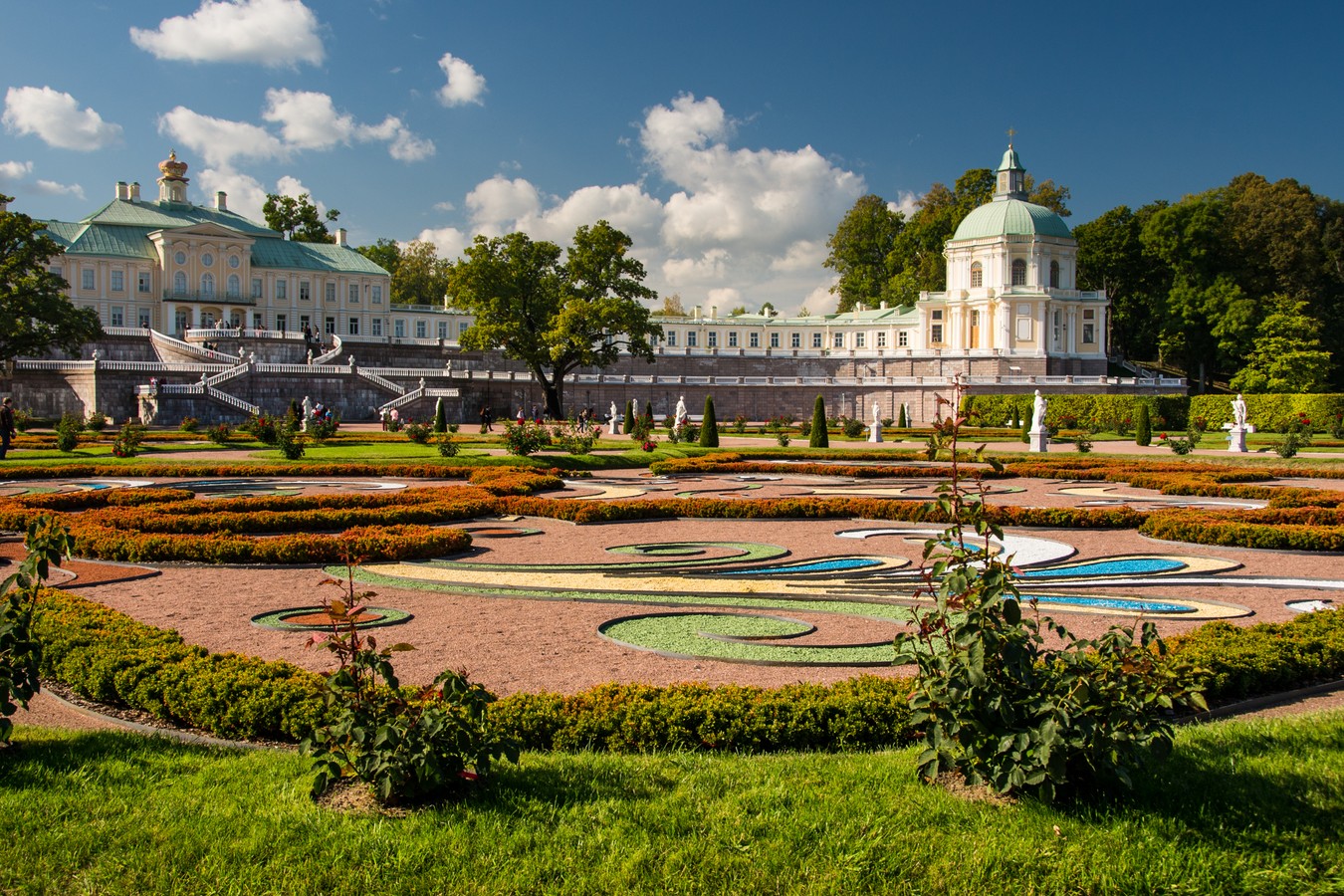 Автобусная экскурсия из Петербурга в Ораниенбаум