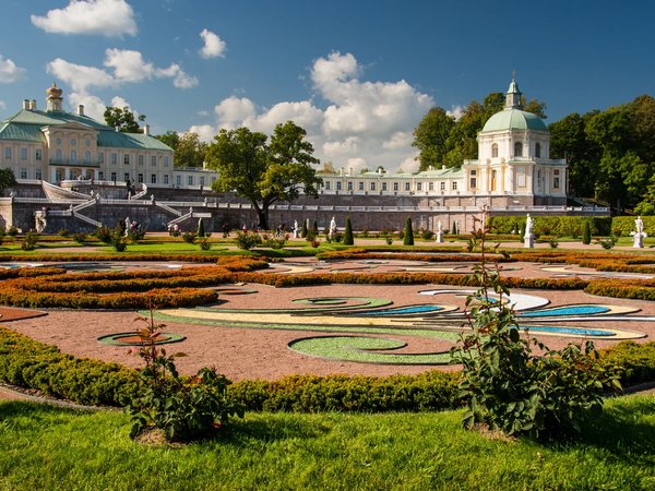 Автобусная экскурсия из Петербурга в Ораниенбаум - фото 1