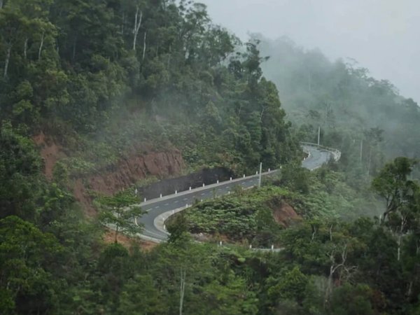 В горы из Нячанга: парк камней, купание в реке и пагода в облаках - фото 1