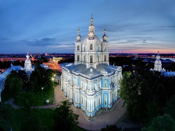Огни вечернего Петербурга: подсветка как произведение искусства - фото 2