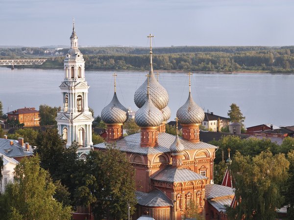 Кострома: прогулка по центру и подъём на колокольню