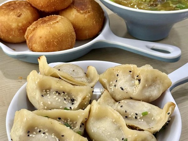 Скрытые закусочные и аутентичные вкусы Шанхая