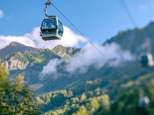 День в горах: из Сочи — в «Красную Поляну» и на «Розу Хутор» - фото 1