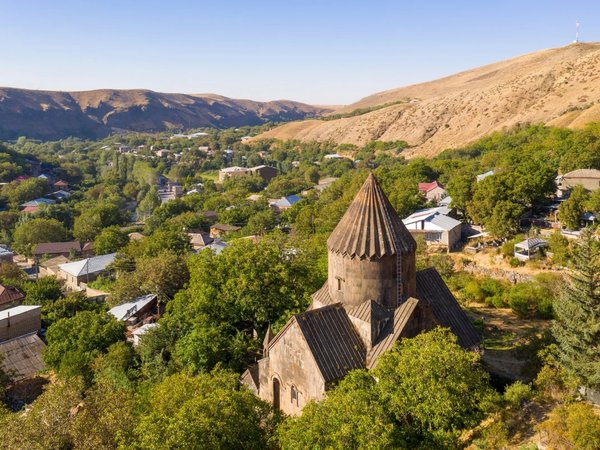 Экскурсия 3 в 1: деревня Бжни + комплекс Цахкадзор + озеро Севан - фото 1