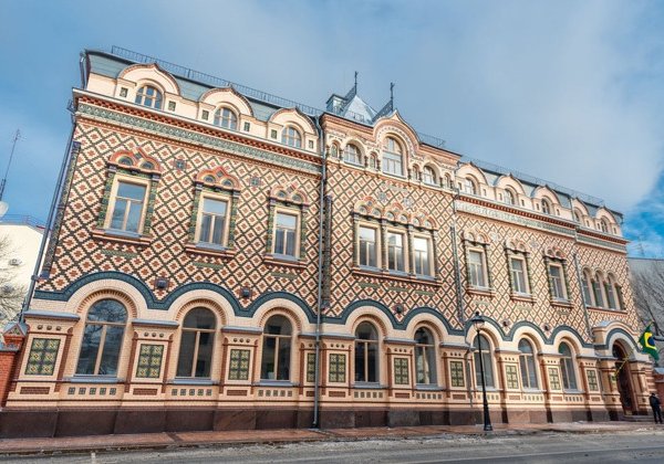 Большая Никитская — в гости к аристократам