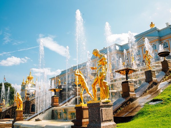 Всё и сразу в Петергофе (из Петербурга)