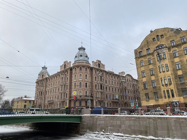 На стыке двух эпох: променад по Петроградке в мини-группе - фото 2