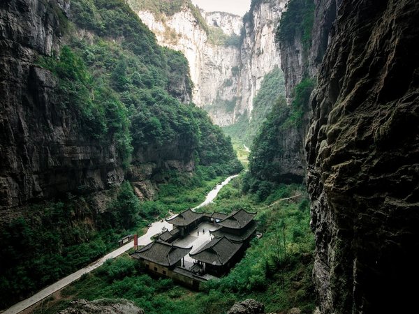 Из Чунцина — по местам киносъёмок в Улуне