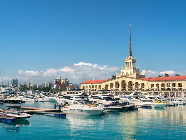 Автомобильное путешествие из Адлера в Сочи - фото 1