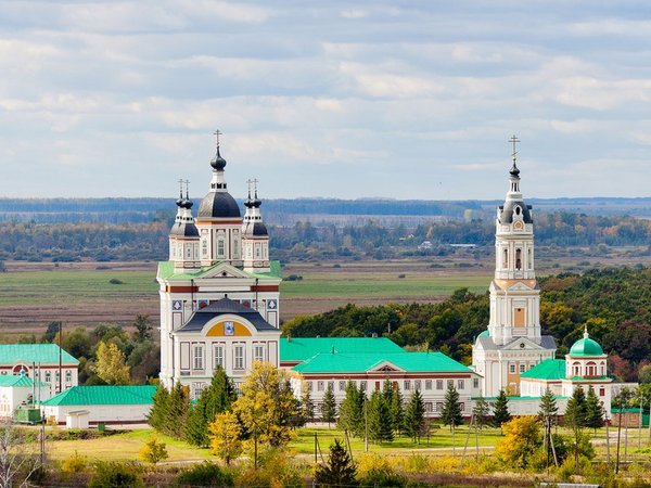 В древний Наровчат — к монастырю и пещерам (из Пензы на вашем авто)