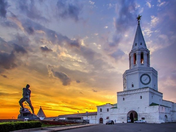 Казанский кремль в вечерних огнях - фото 2