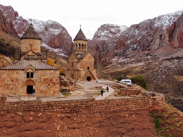Влюбиться в Армению: главные исторические памятники, природные чудеса и отели с видом на горы - фото 1