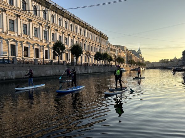 Сап-прогулка в Санкт-Петербурге «Цветные мосты» - фото 2