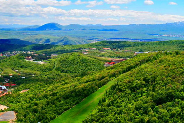 Прекрасный Цахкадзор, монастырь Кечарис и канатная дорога-1