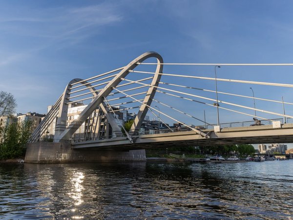 Вдоль Петроградской стороны на групповой водной прогулке - фото 4