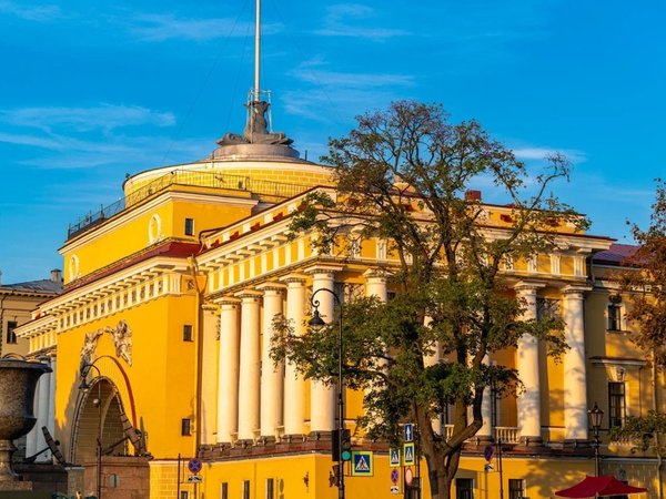 По Санкт-Петербургу на автобусе и на кораблике! - фото 3