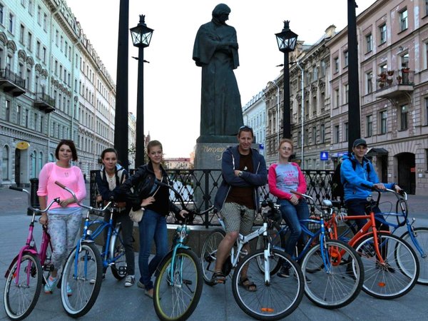Криминальный Петербург на велосипеде