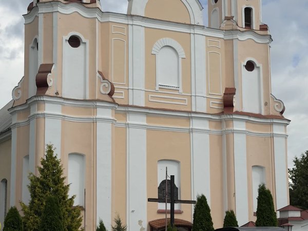 Лидский замок, костёл в Старых Василишках, церковь-крепость в Мурованке и Лидский бровар - фото 4