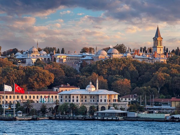 3 в 1: дворец Топкапы, церковь Святой Ирины и прогулка на по Босфору