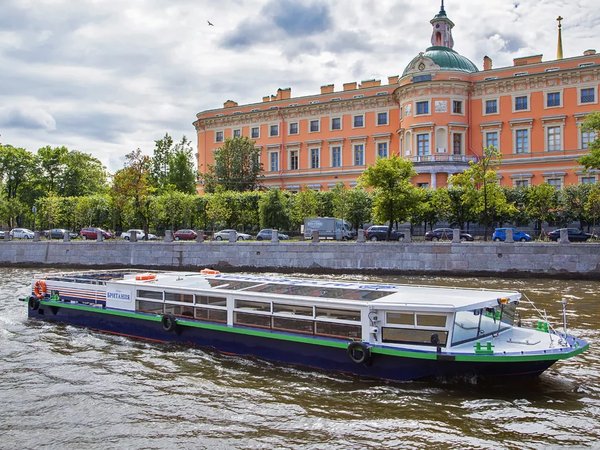 Часовая прогулка на теплоходе от Петропавловской крепости - фото 2