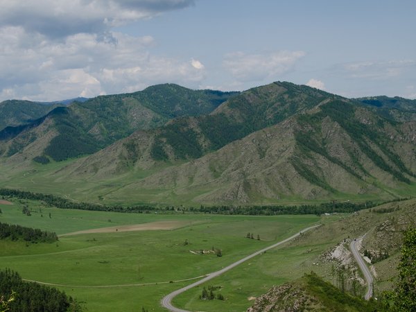 По легендарному Чуйскому тракту — к Гейзерному озеру (из Манжерока)