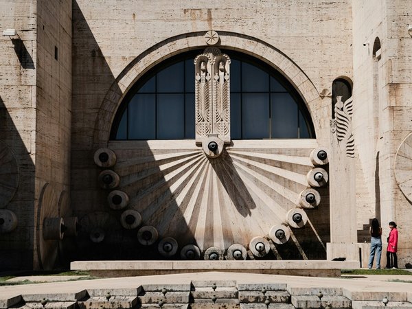 Центр искусств Гафесчяна в Ереване и прогулка по Каскаду - фото 3