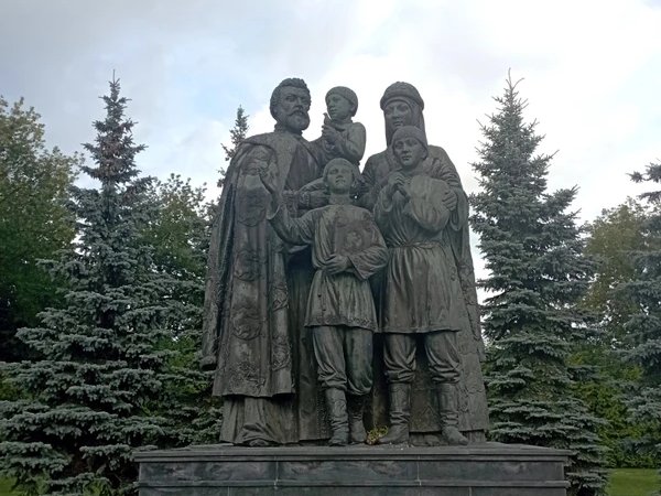 Троицкая лавра и Сергиев Посад в лицах (билеты включены)