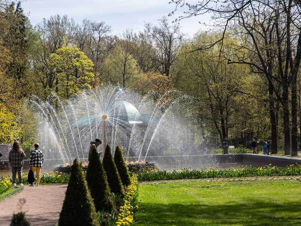 Из Санкт-Петербурга в Петергоф — к фонтанам Нижнего парка - фото 1