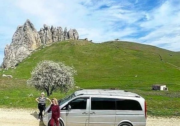 Карамельные горы, розовое озеро, Огненная гора и Бешбармак за один день - фото 4