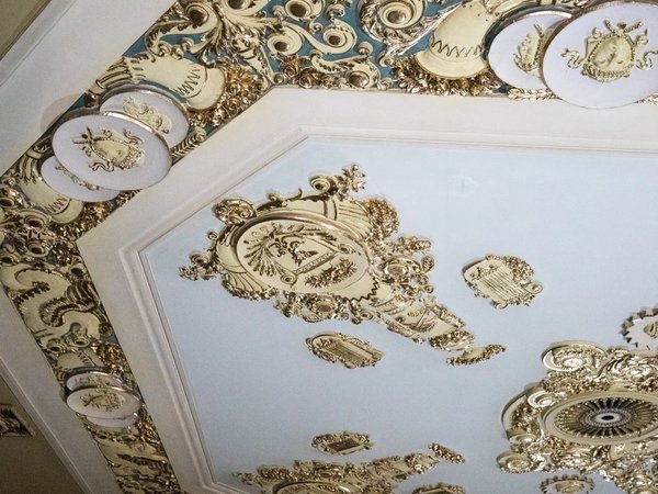 Ускользающий Тифлис: парадные Чугурети и закрытый кинотеатр «Аполло» - фото 4