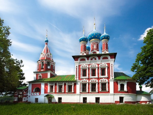 Главные святыни Углича (на вашем авто) - фото 1