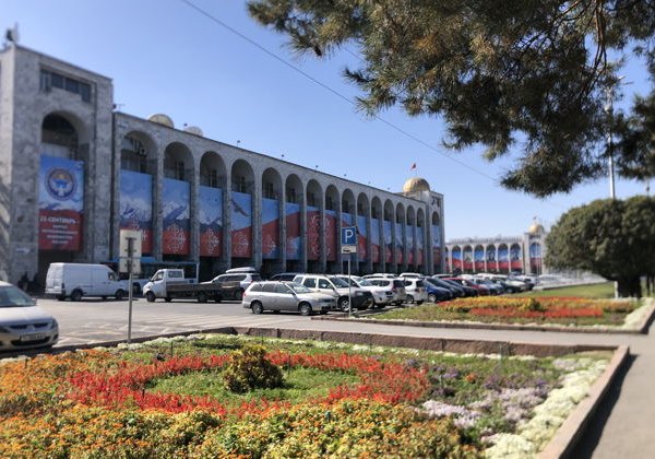 Архитектурно-историческая прогулка по Бишкеку - фото 4