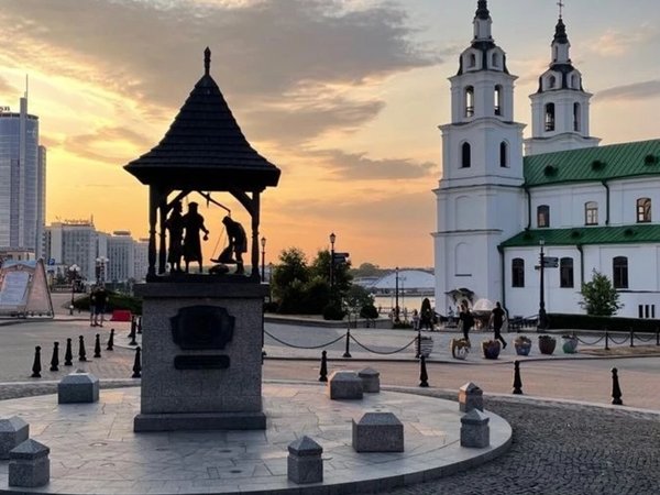 Большое знакомство с Минском и фото с легендарным БЕЛАЗом - фото 4