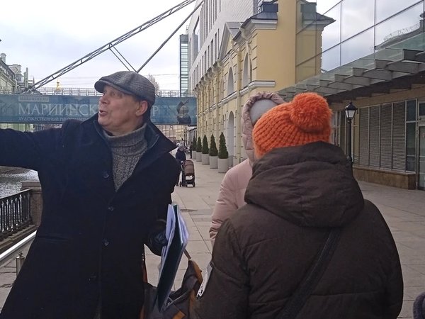 Старый Петербург: от Театральной площади к Новой Голландии - фото 2