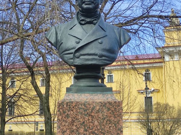 Лекция в ресторане + экскурсия: Петербург Горчакова и Бисмарка