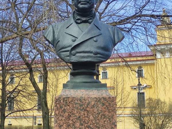 Лекция в ресторане + экскурсия: Петербург Горчакова и Бисмарка - фото 1