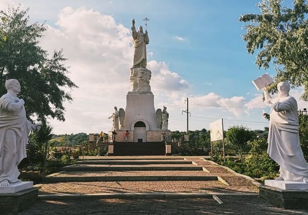 Встреча (трансфер) из аэропорта и душевная прогулка по Ессентукам - фото 2