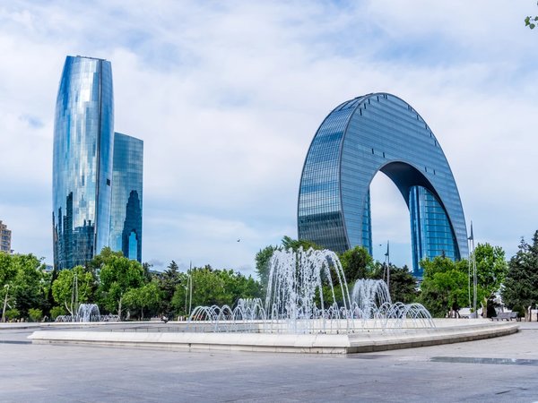По Баку — с коренным бакинцем - фото 1