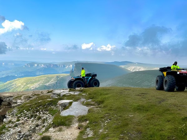 На квадроциклах по Кавказу — в группе - фото 1