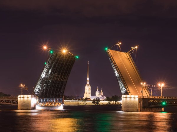 Загадки и контрасты Петропавловской крепости - фото 1